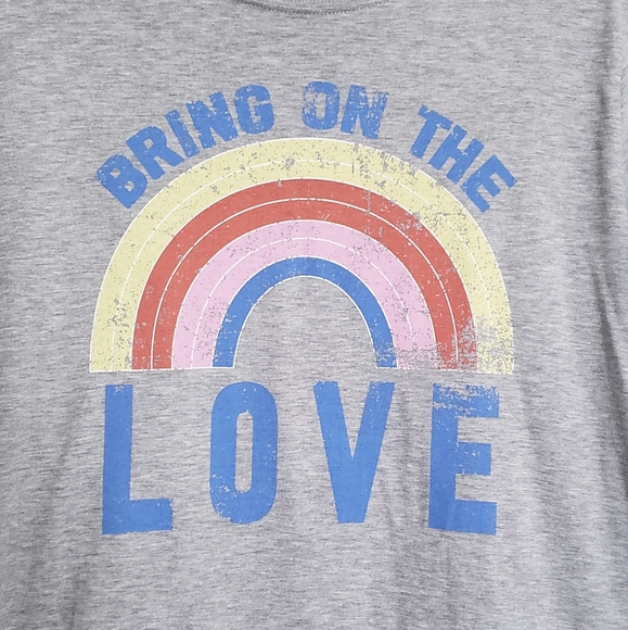 Mighty Fine NEW Bring On The LOVE Rainbow Tee - Picture 3 of 4